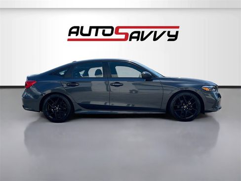 Used 2023 Honda Civic Sport image 8