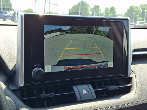 Certified 2023 Toyota RAV4 XLE AWD/4WD image 19