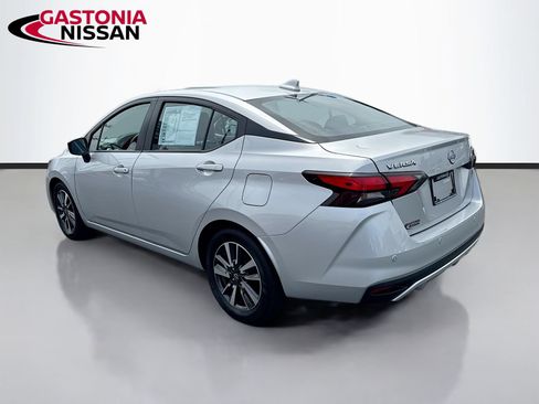 Used 2025 Nissan Versa SV FWD image 6