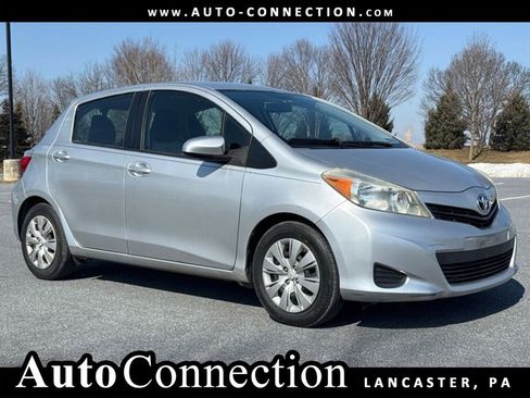 Used 2012 Toyota Yaris LE image 1