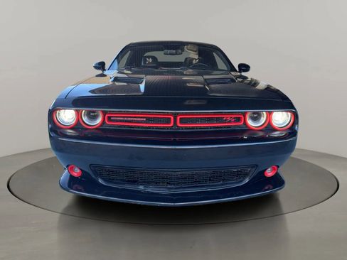 Used 2015 Dodge Challenger R/T Scat Pack w/ Scat Pack Appearance Package image 10