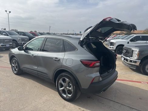 Used 2025 Ford Escape ST-Line image 4