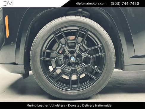 Used 2023 BMW XM AWD/4WD image 48