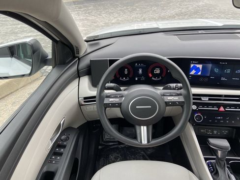 Used 2025 Hyundai Tucson SEL image 8