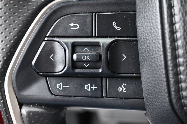 Used 2025 Toyota 4Runner TRD Off-Road AWD/4WD image 17