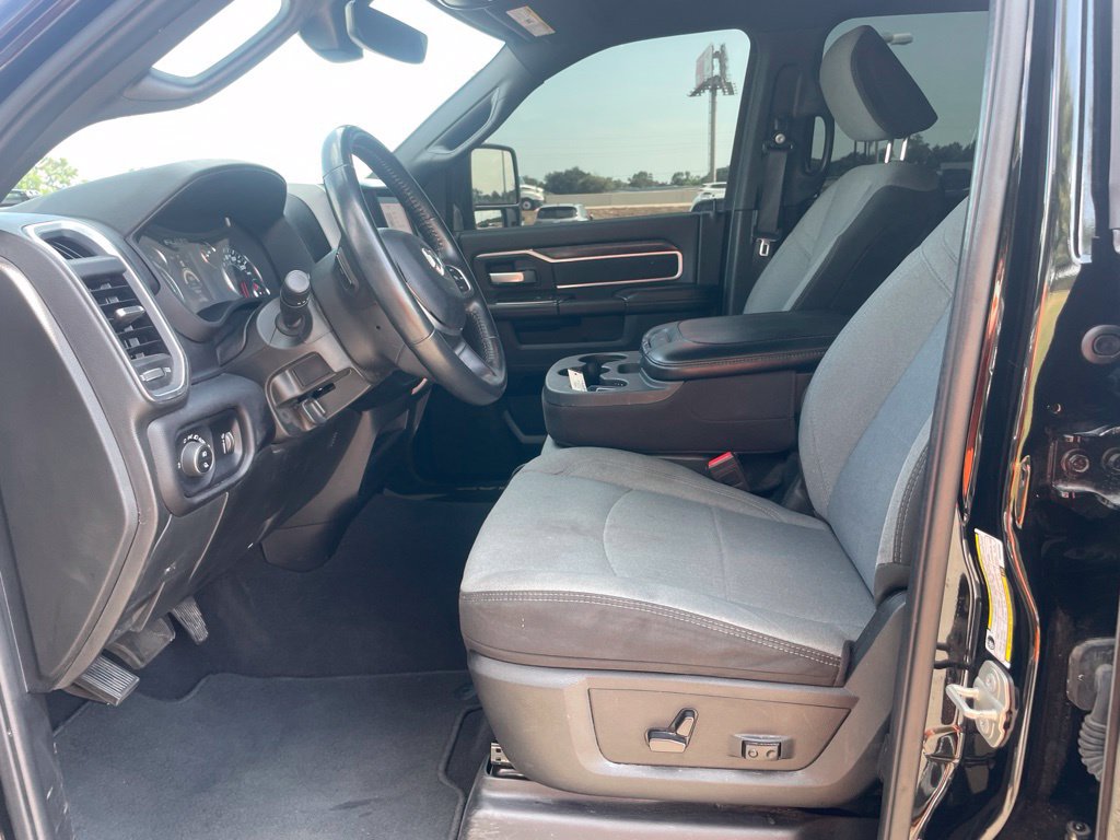 Used 2024 RAM 2500 Big Horn AWD/4WD image 12