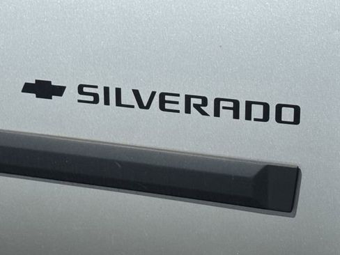 Used 2011 Chevrolet Silverado 1500 LT w/ All-Star Edition AWD/4WD image 17