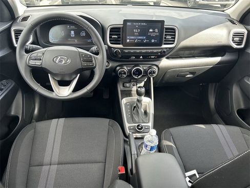 New 2026 Hyundai Venue SEL image 3