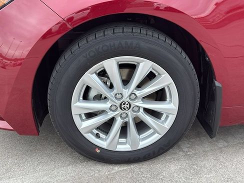 Certified 2026 Toyota Corolla XLE FWD image 28
