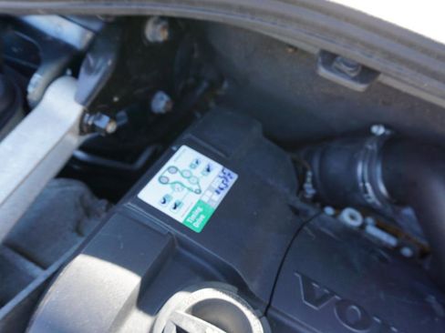 Used 2012 Volvo S60 T5 w/ Climate Pkg FWD image 32