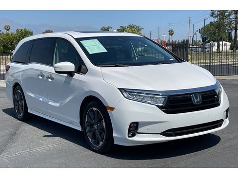 Certified 2024 Honda Odyssey Elite image 8
