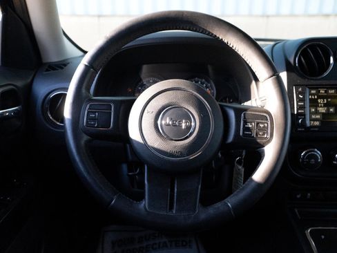 Used 2017 Jeep Patriot High Altitude image 28