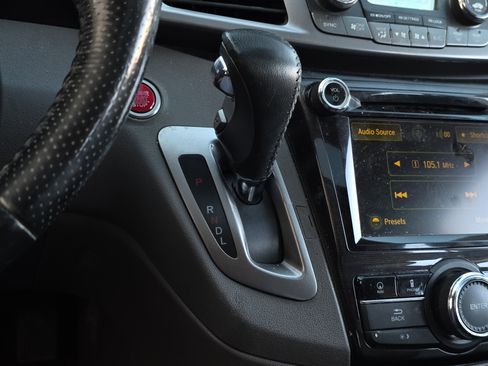 Used 2017 Honda Odyssey Touring Elite image 24