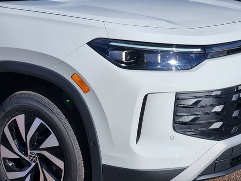 New 2026 Volkswagen Tiguan S AWD/4WD image 28