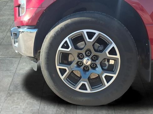 Used 2016 Ford F150 XLT w/ Equipment Group 301A Mid image 9