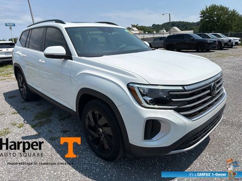 Used 2024 Volkswagen Atlas SE AWD/4WD image 7