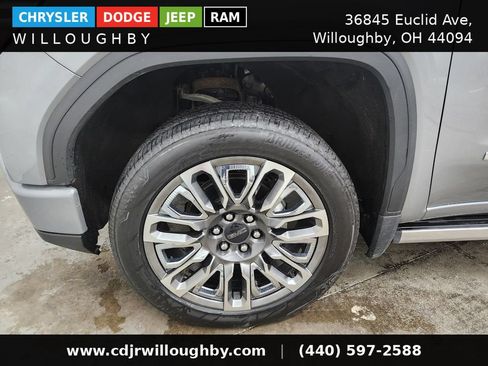 Used 2023 GMC Sierra 1500 Denali Ultimate AWD/4WD image 47