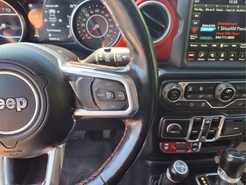 Used 2021 Jeep Wrangler Unlimited Rubicon AWD/4WD image 22