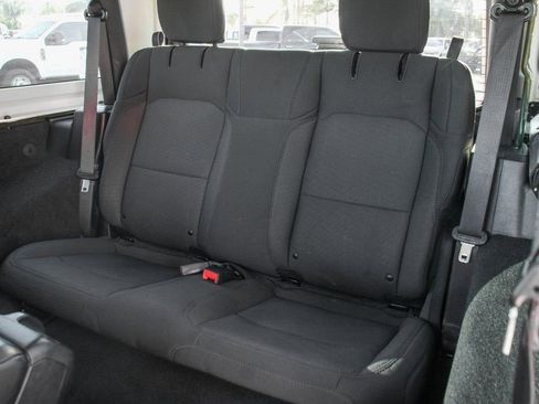 Used 2022 Jeep Wrangler Sport AWD/4WD image 18