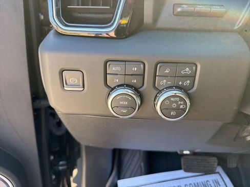 Used 2024 GMC Sierra 2500 Denali w/ Denali Reserve Package AWD/4WD image 15