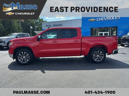 Certified 2022 Chevrolet Silverado 1500 LT AWD/4WD image 4