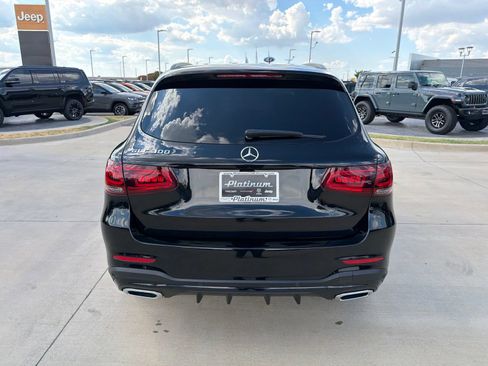 Used 2022 Mercedes-Benz GLC 300 image 4
