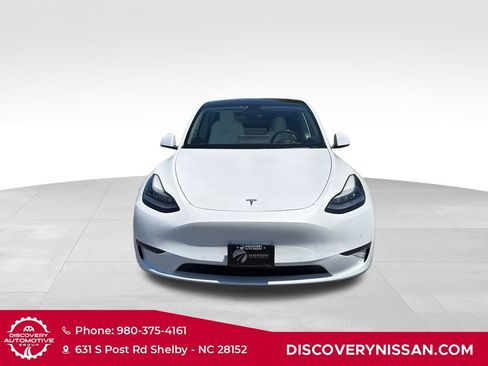 Used 2021 Tesla Model Y Long Range AWD/4WD image 2