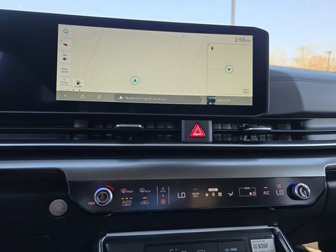 New 2026 Kia Carnival SX Prestige image 11