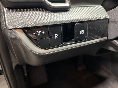 Used 2024 Kia Sportage LX image 22