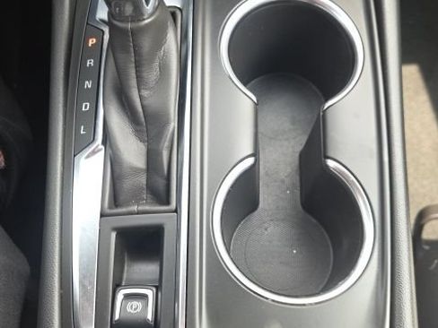 Used 2024 Chevrolet Equinox LT w/ Driver Convenience Package FWD image 35