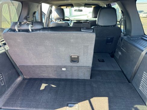 Used 2016 Ford Expedition XLT AWD/4WD image 8