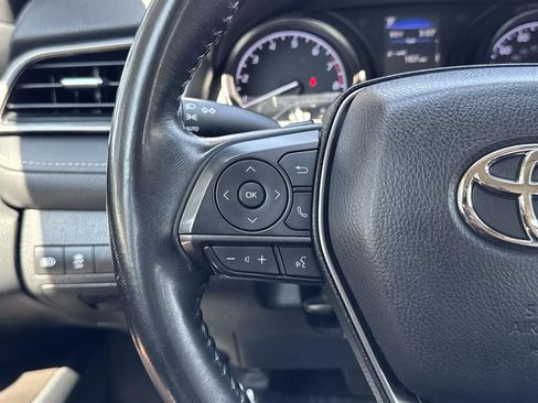 Used 2022 Toyota Camry SE image 10