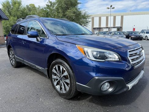 Used 2017 Subaru Outback 2.5i Limited w/ Popular Package #5 AWD/4WD image 3