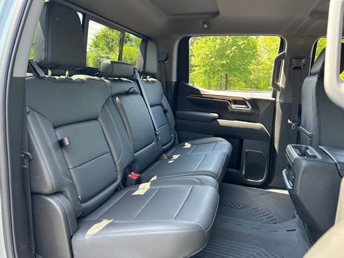 Used 2026 Chevrolet Silverado 1500 LT Trail Boss w/ Convenience Package II AWD/4WD image 48