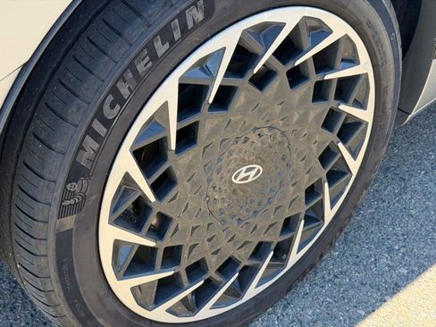 Used 2023 Hyundai Ioniq 5 Limited image 8