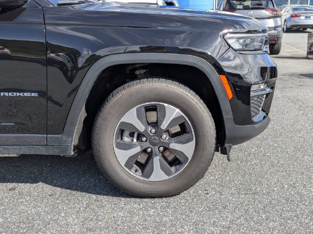Used 2024 Jeep Grand Cherokee Limited 4xe AWD/4WD image 12