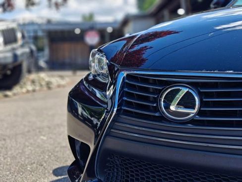Used 2015 Lexus IS 250 RWD image 4