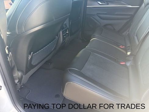 New 2026 Jeep Grand Cherokee Altitude image 11