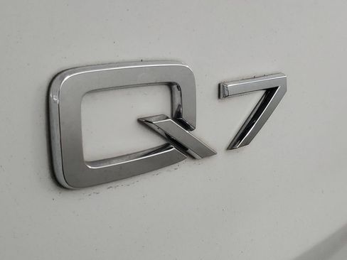 Used 2021 Audi Q7 2.0T Premium AWD/4WD image 5