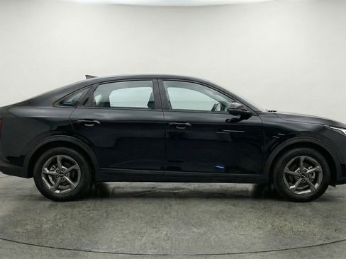 Used 2025 Kia K4 FWD image 11