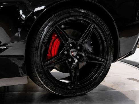 Used 2021 Chevrolet Corvette Stingray Premium Cpe w/ Engine Appearance Package RWD image 69