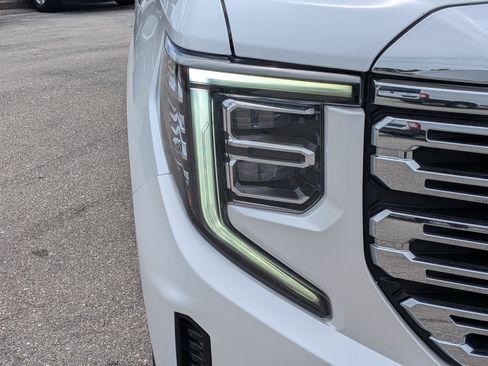 Used 2024 GMC Sierra 1500 Denali w/ Denali Reserve Package RWD image 9