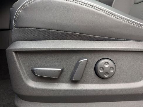 New 2026 INFINITI QX80 Luxe w/ Cargo Package image 15