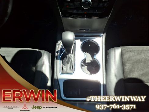 Used 2020 Jeep Grand Cherokee Altitude AWD/4WD image 23