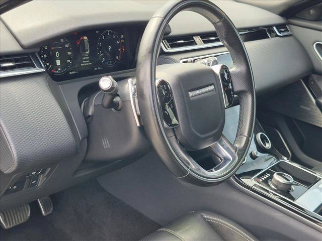 Used 2018 Land Rover Range Rover Velar R-Dynamic SE AWD/4WD image 9