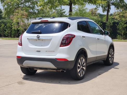 Used 2020 Buick Encore Essence FWD image 5