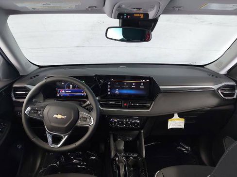 New 2026 Chevrolet TrailBlazer LT w/ Convenience Package FWD image 5