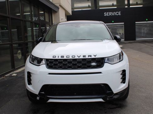 Certified 2024 Land Rover Discovery Sport Dynamic SE image 10