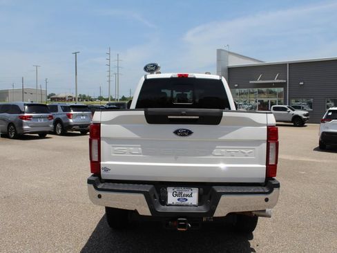 Used 2022 Ford F350 Lariat w/ Lariat Ultimate Package AWD/4WD image 6