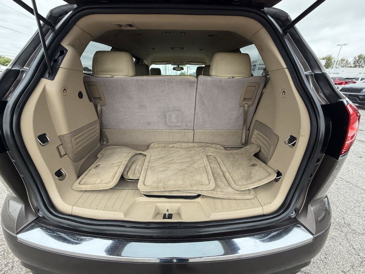 Used 2010 Buick Enclave CX FWD image 30